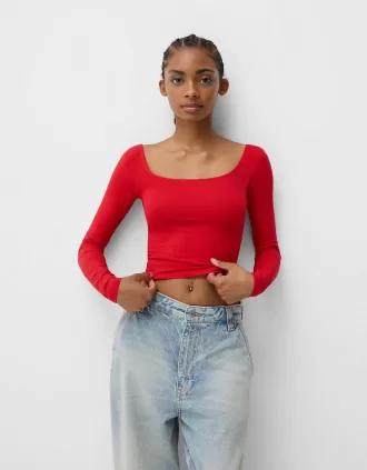 Square neckline long sleeve T-shirt