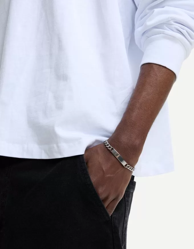 Steel bracelet with plaque Steel bracelet with plaque