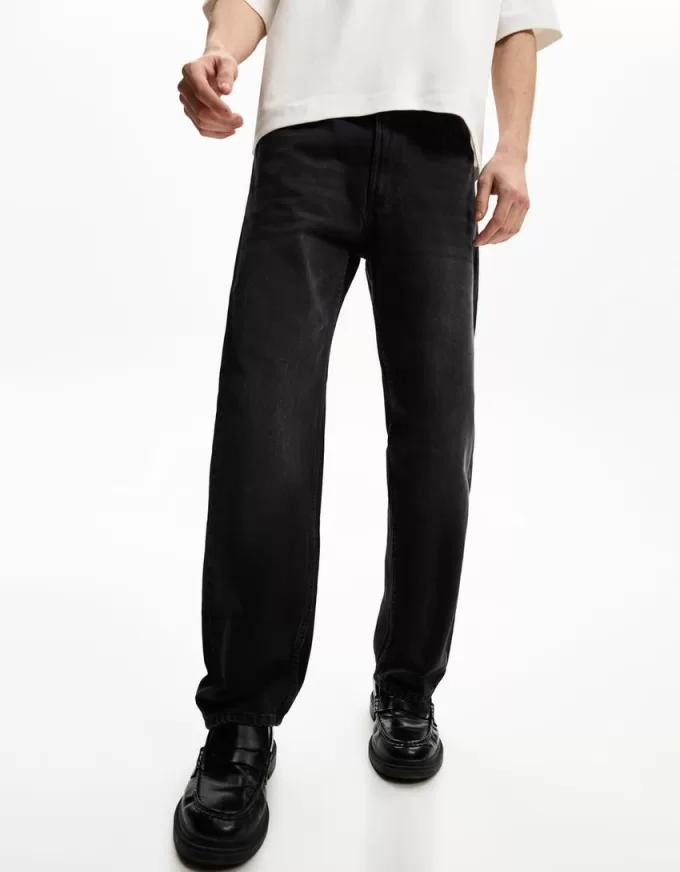 Straight fit ’90s jeans