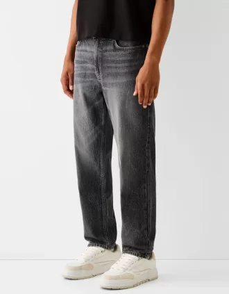 Straight fit jeans