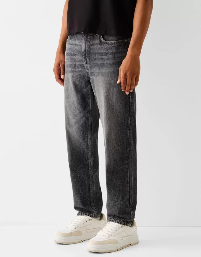 Straight fit jeans