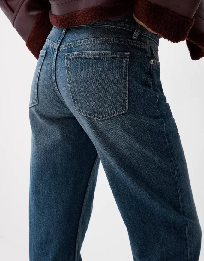 Straight fit jeans