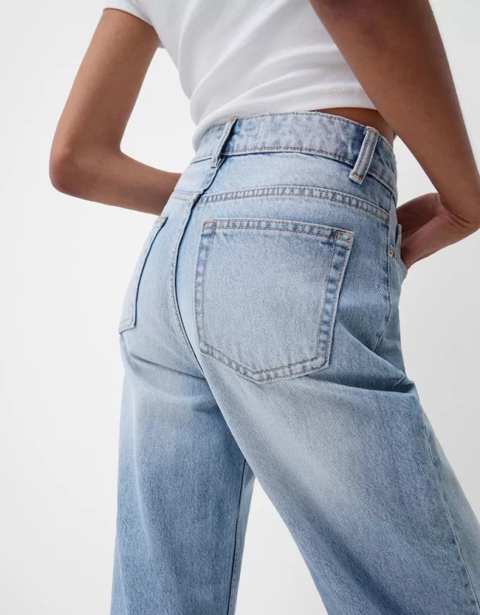 Straight fit wide-leg jeans Straight fit wide-leg jeans