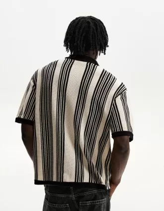 Striped textured short sleeve shirt