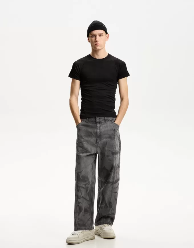 Super baggy faded pants