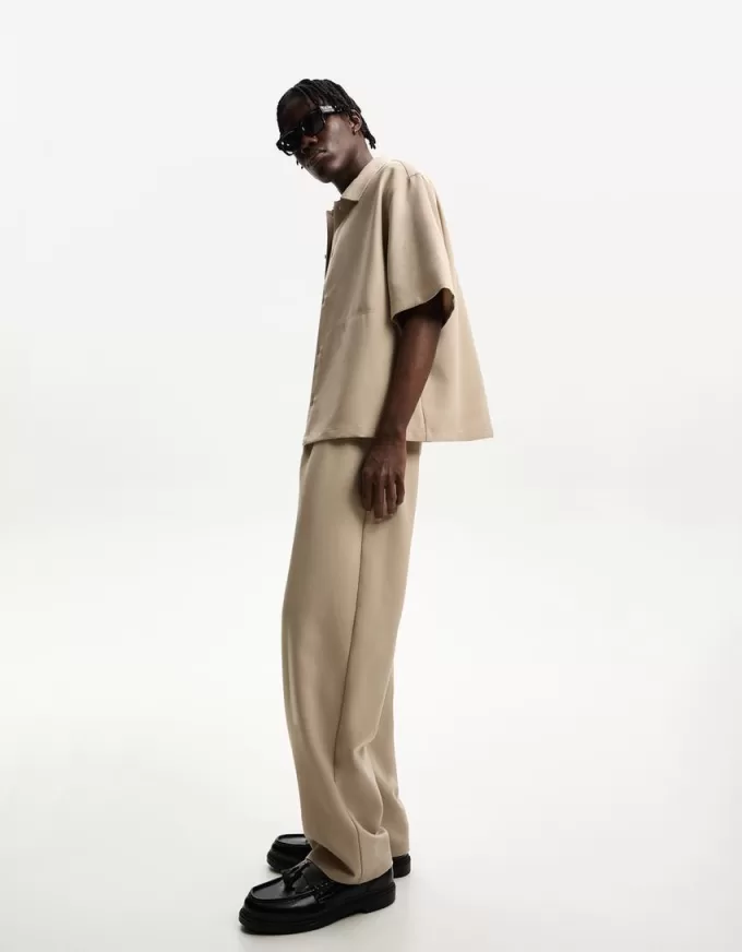 Tailored short sleeve boxy fit shirt