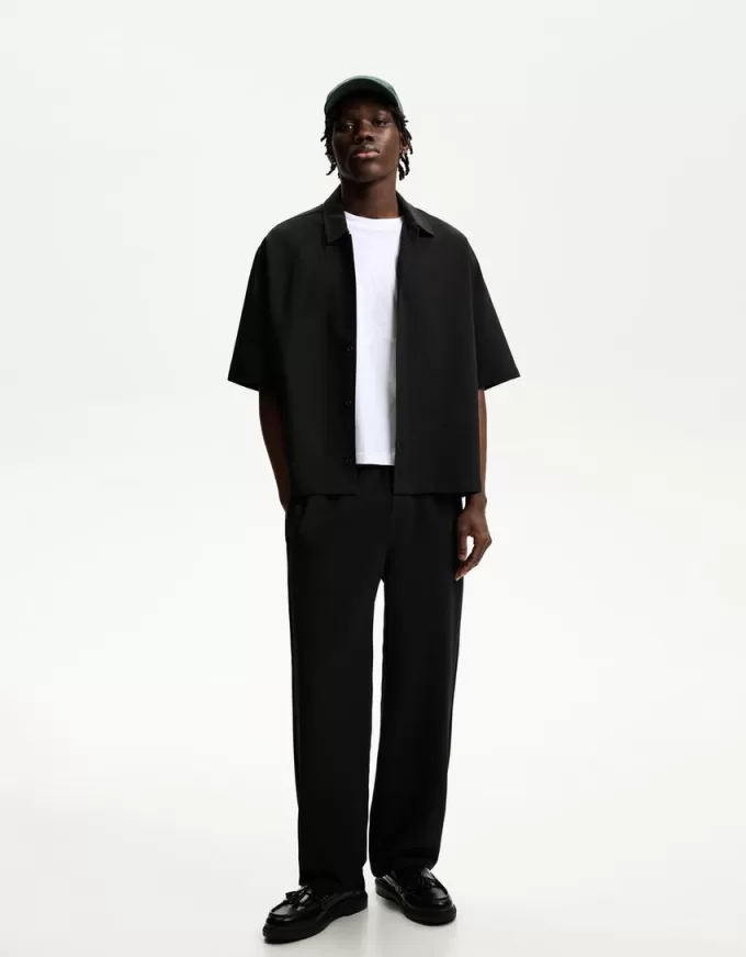 Tailored short sleeve boxy fit shirt