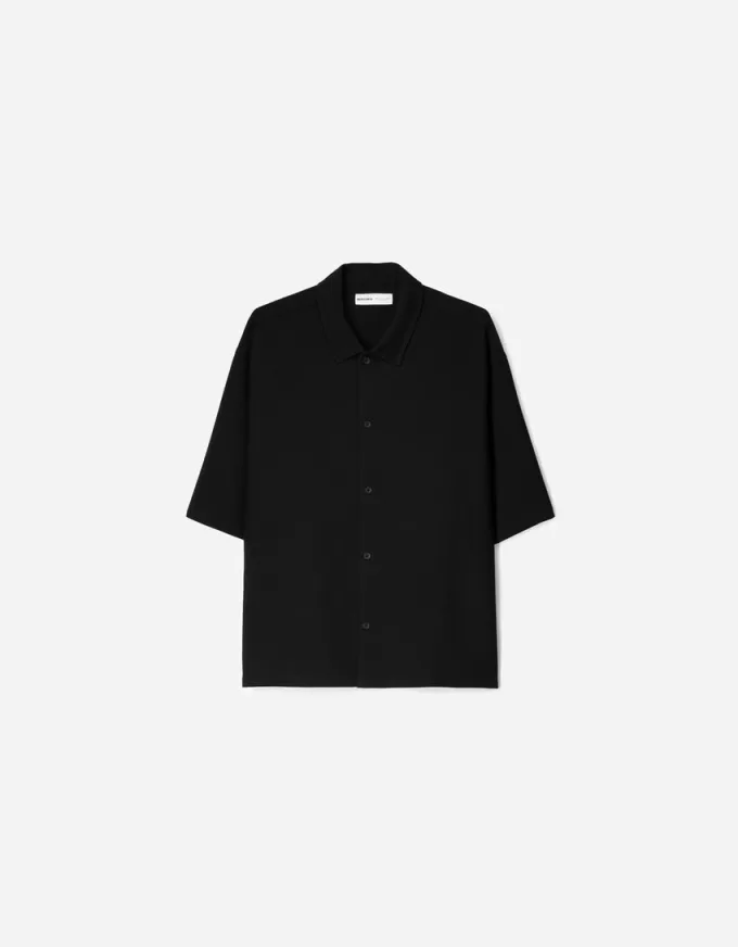 Tailored short sleeve boxy fit shirt