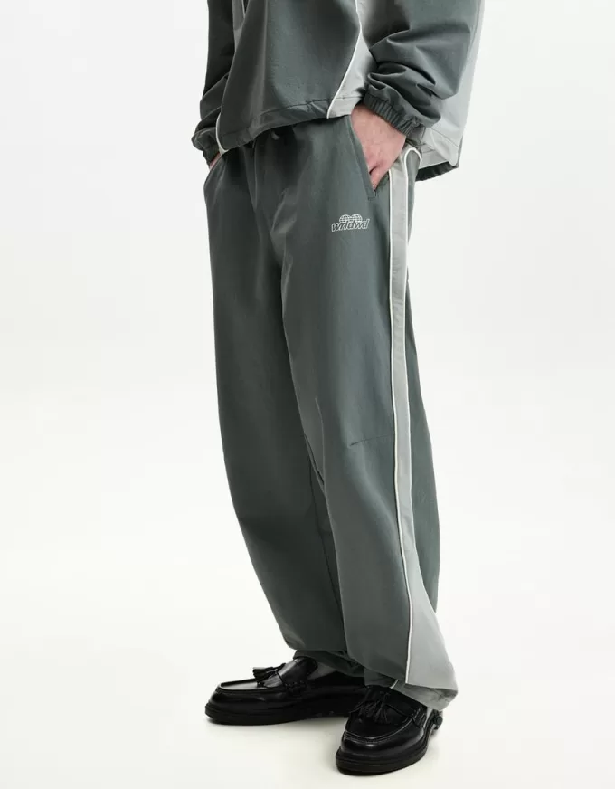 Technical baggy pants