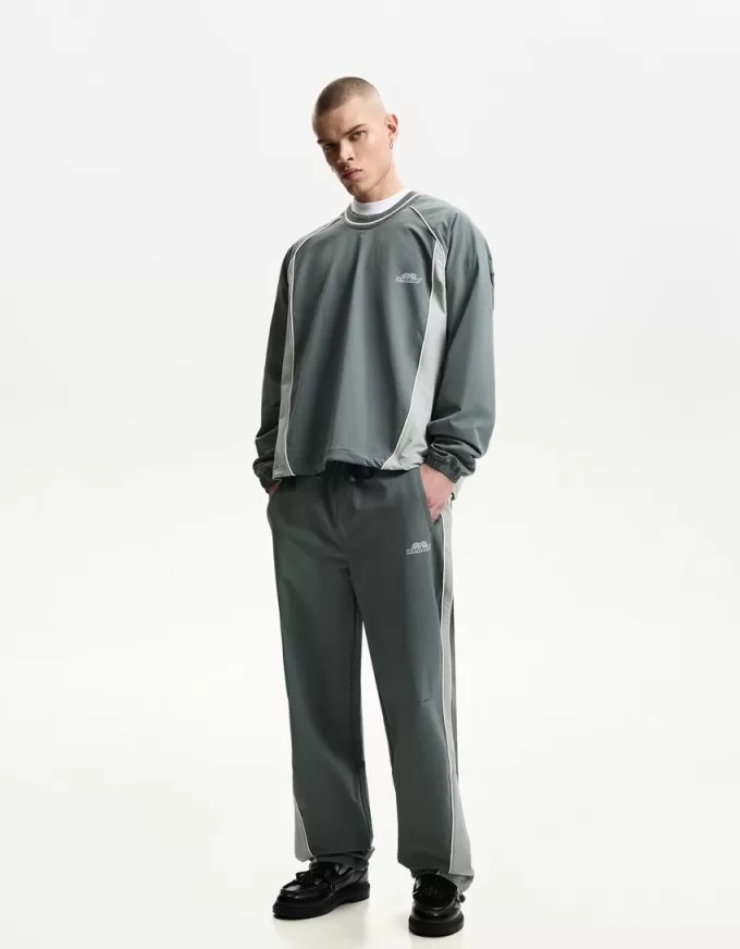 Technical baggy pants