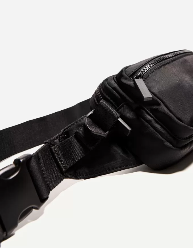 Technical fanny pack