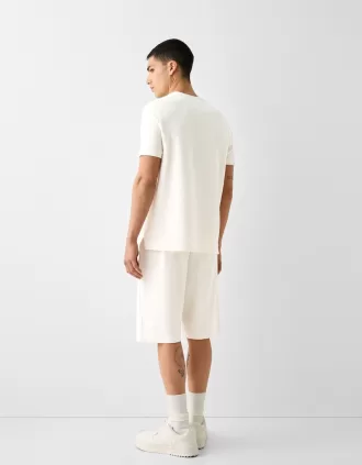 Textured short sleeve T-shirt