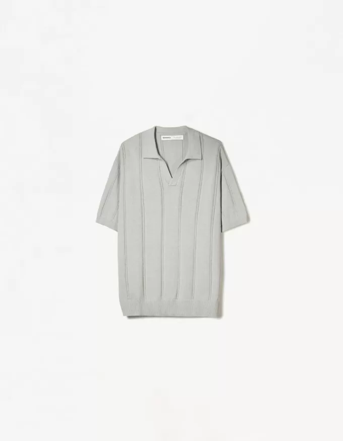 Textured short sleeve polo shirt
