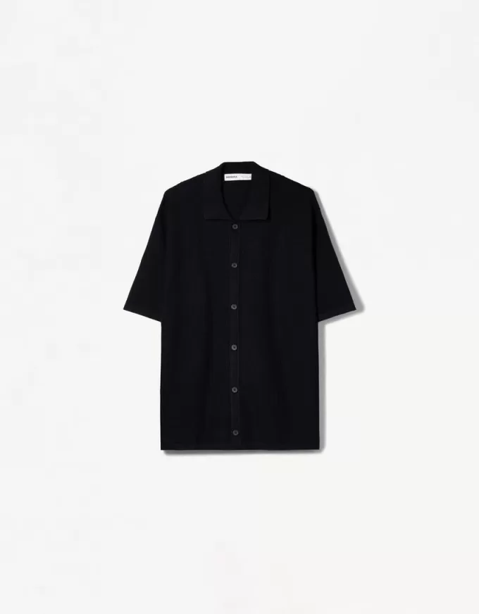 Textured short sleeve shirt