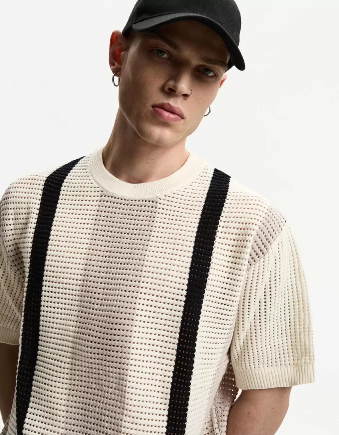 Textured striped short sleeve T-shirt