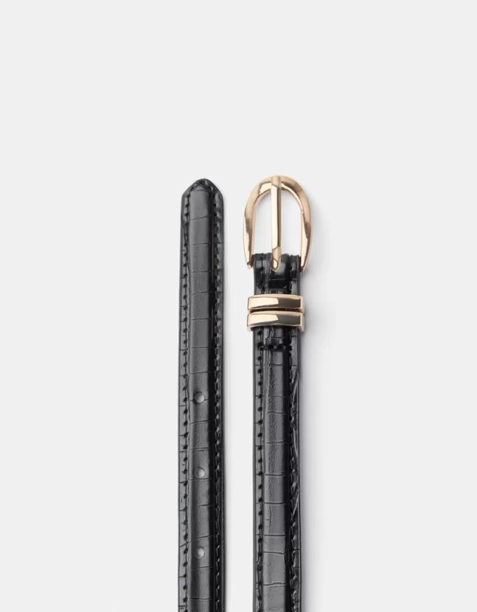 Thin belt with embossed animal print Thin belt with embossed animal print