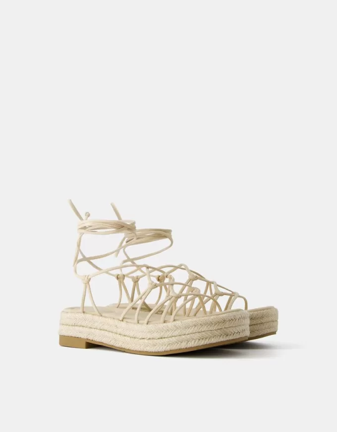 Tied flat jute sandals Tied flat jute sandals
