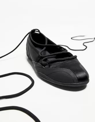 Tied sporty ballerinas