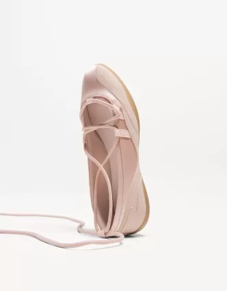 Tied sporty ballerinas