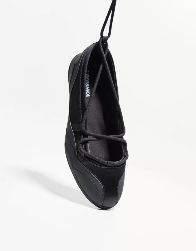 Tied sporty ballerinas