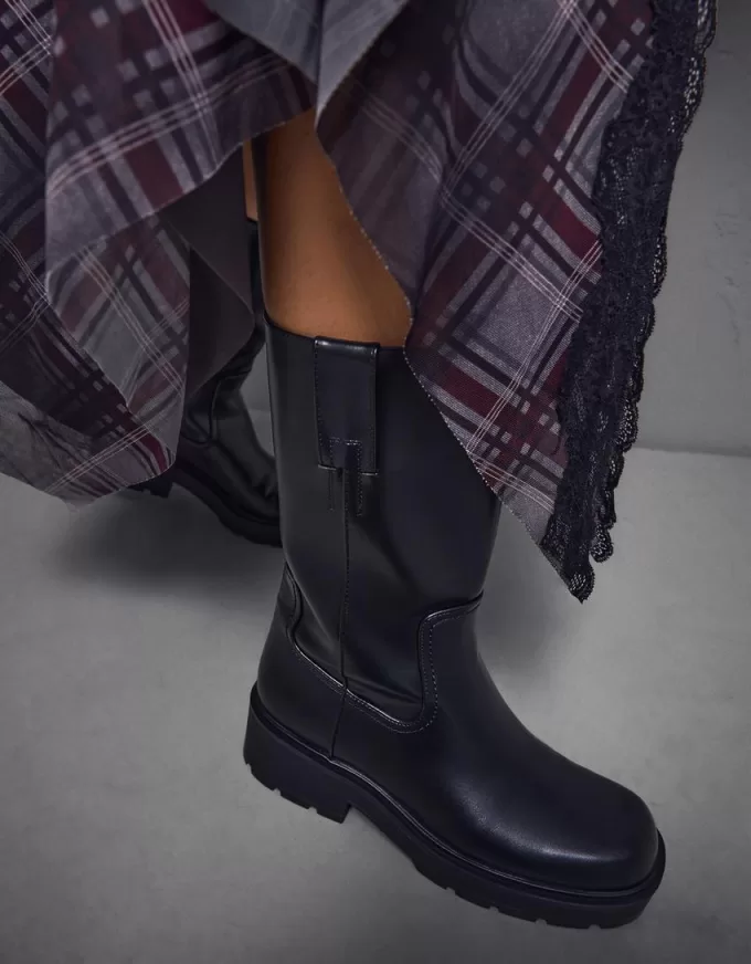 Track sole mid-calf flat ankle boots Track sole mid-calf flat ankle boots