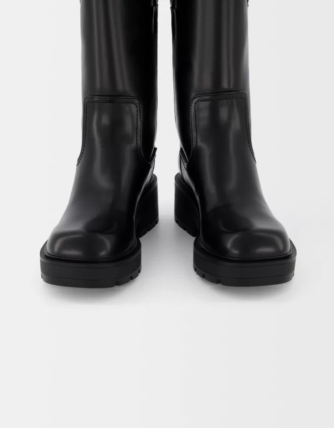 Track sole mid-calf flat ankle boots Track sole mid-calf flat ankle boots