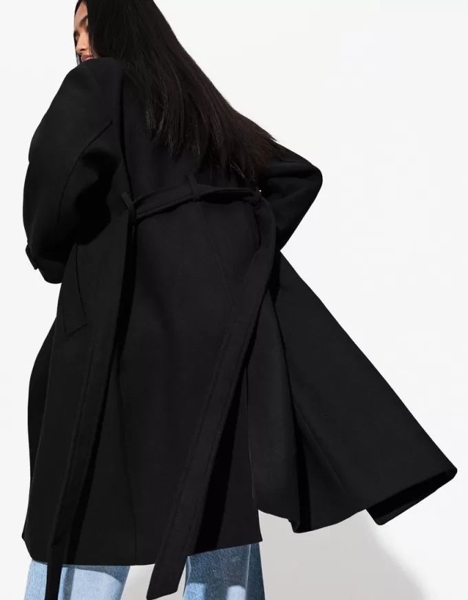 Animal print kitten-heel shoes