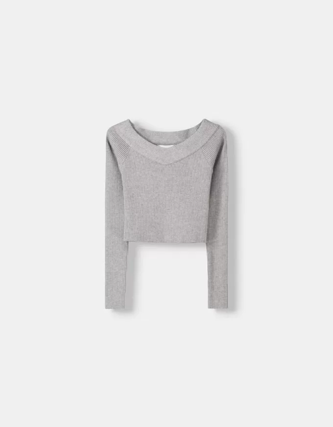 V-neck off-the-shoulder sweater V-neck off-the-shoulder sweater