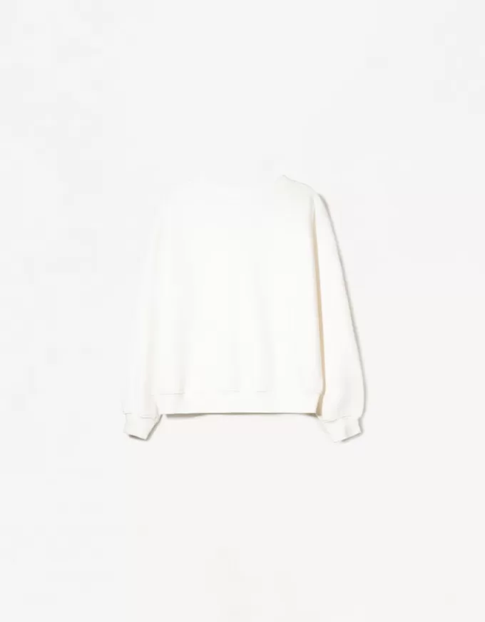 V-neck sweater V-neck sweater