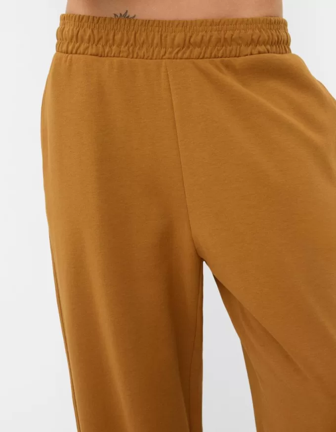 Voluminous interlock jogger pants