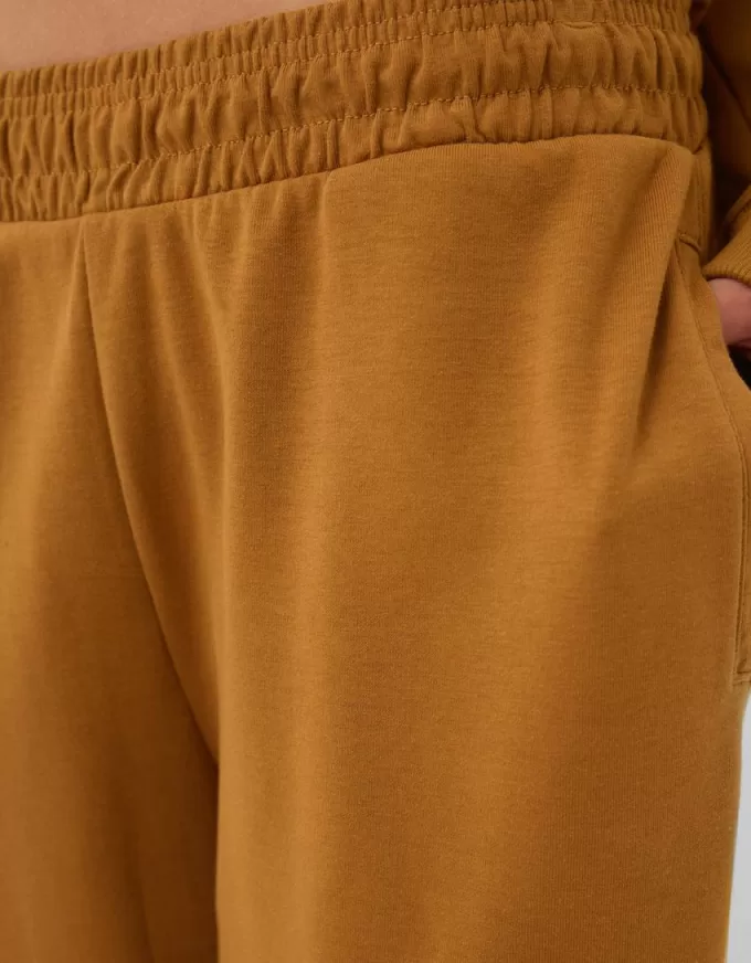 Voluminous interlock jogger pants
