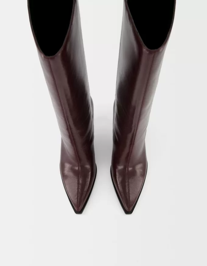 Wide-calf high-heel boots