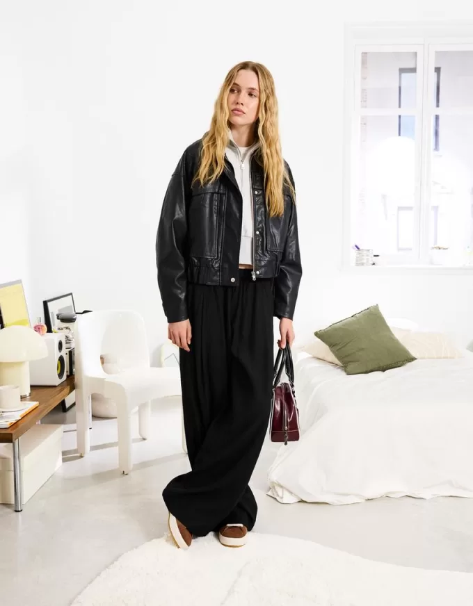 Wide-leg drawstring pants