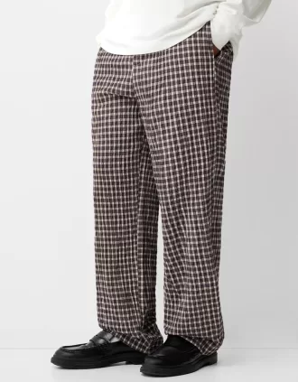 Wide-leg jogger pants