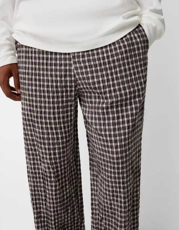 Wide-leg jogger pants Wide-leg jogger pants