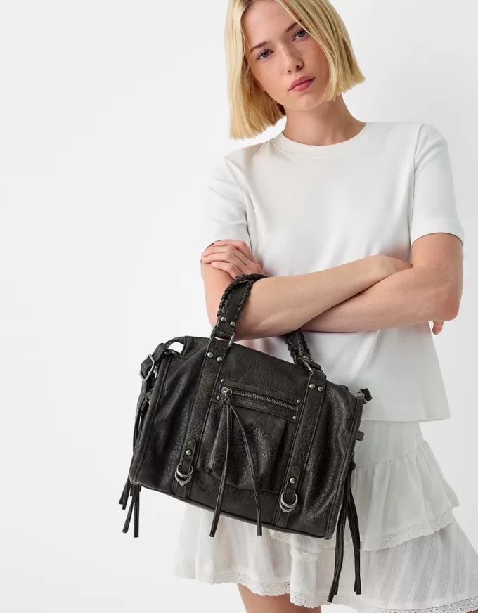 Worn-effect bowling bag with straps Worn-effect bowling bag with straps